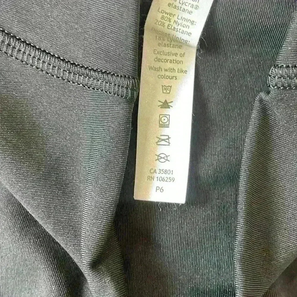 Lululemon Athletica Black Lace Floral Wunder Under Compression Leggings Size 4 - Picture 9 of 11